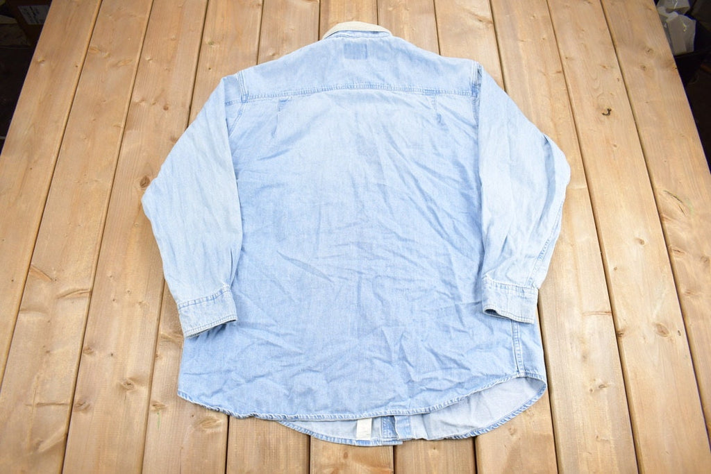 Vintage 1990s Woolrich Denim Button Up Shirt