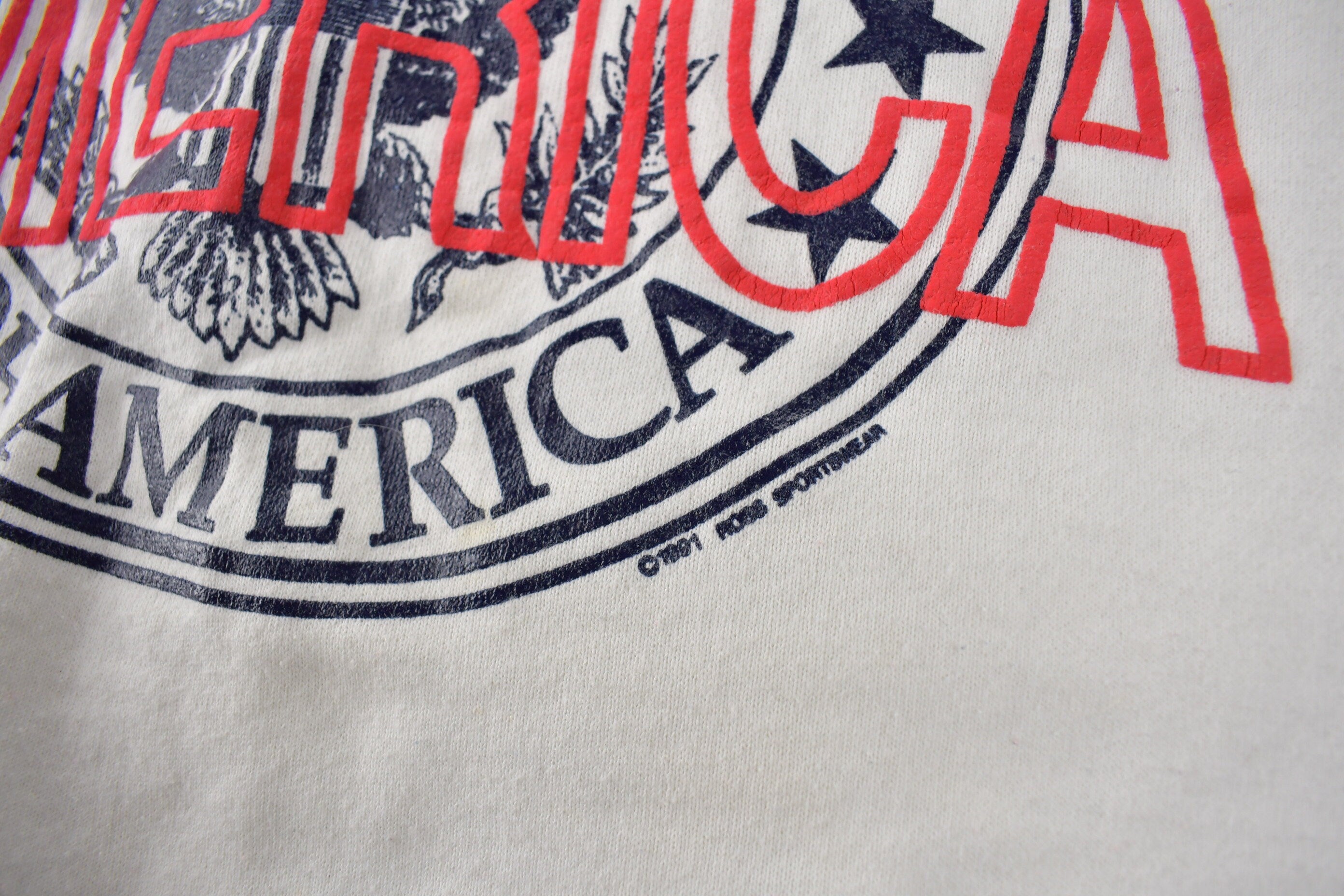 Vintage 1991 United States Of America Graphic Crewneck Sweatshirt Made In USA