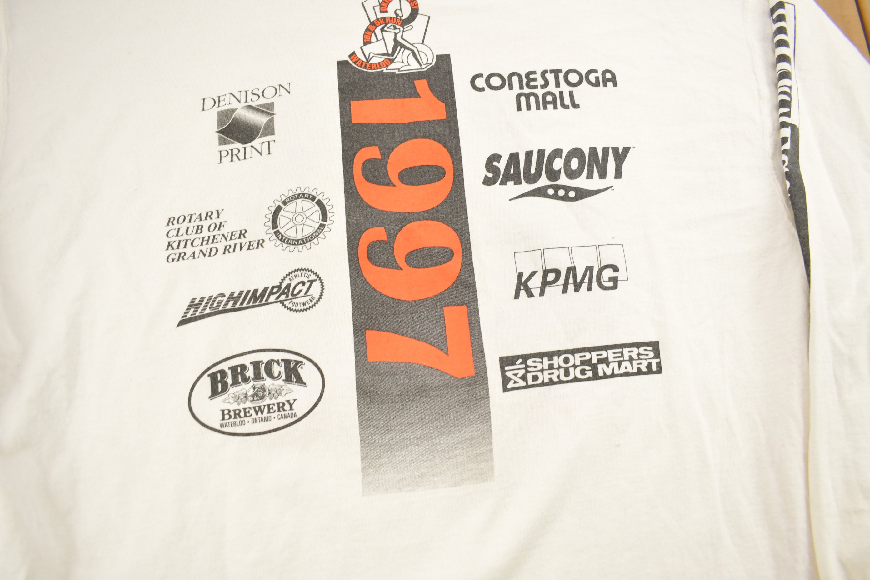 Vintage 1997 Oktober Fest 10k Run Graphic Long-Sleeved T-Shirt