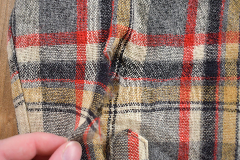 Vintage 1990s JC Penney Plaid Wool Flannel Button Up Shirt  1990s Button Up  Vintage Flannel  Plaid Shirt  Button Down  Wool Button Up