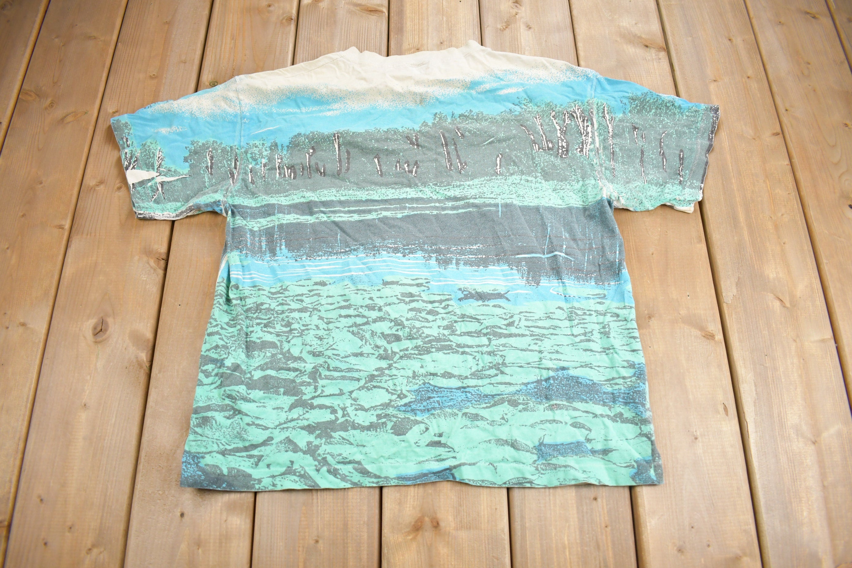Vintage 1990s Largemouth Bass All Over Print Graphic T-Shirt Single Stitch