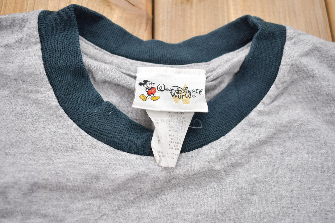 Vintage 2000s Walt Disney World Mickey Mouse Club Member T-Shirt