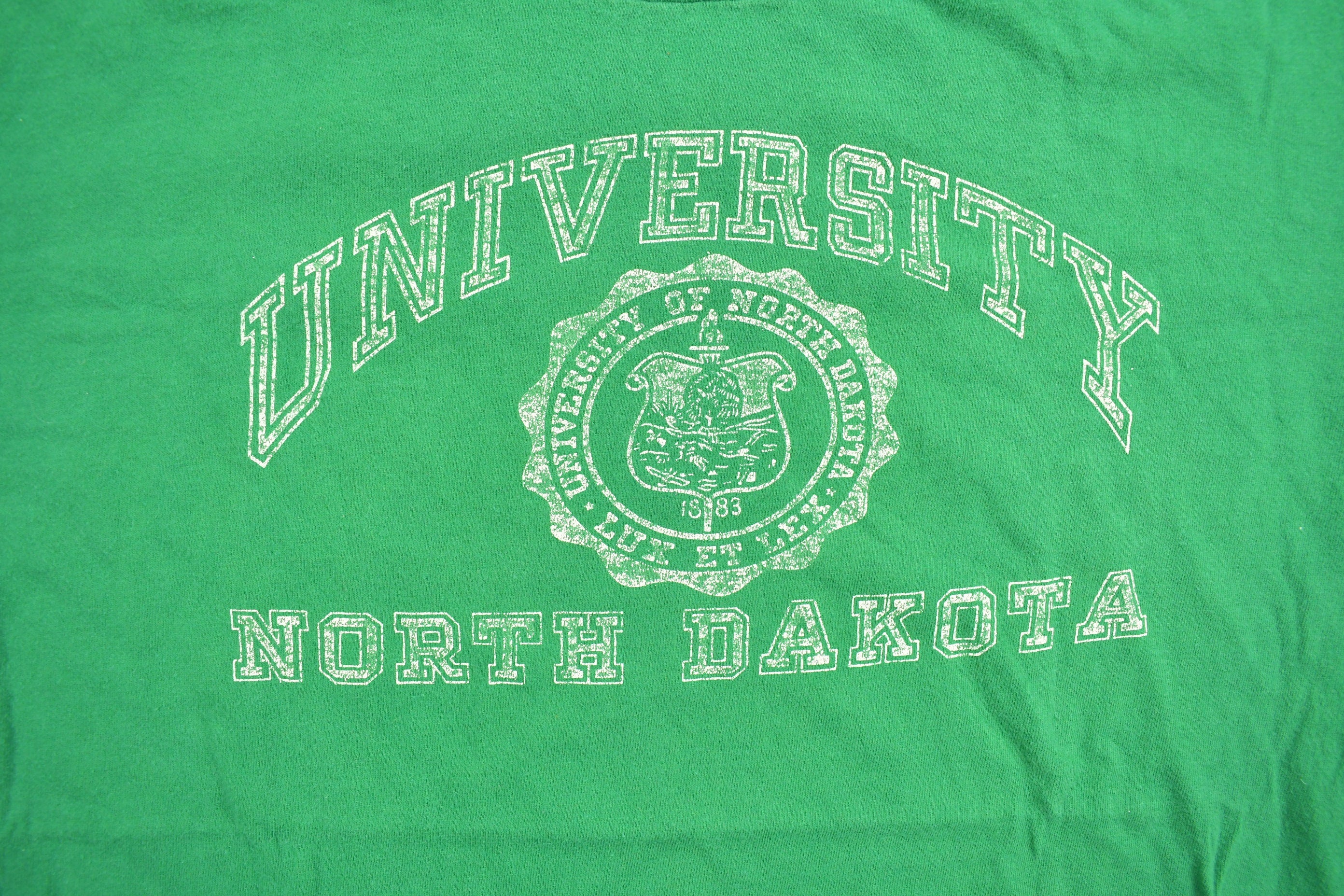 Vintage 1990s University of North Dakota Collegiate T-Shirt