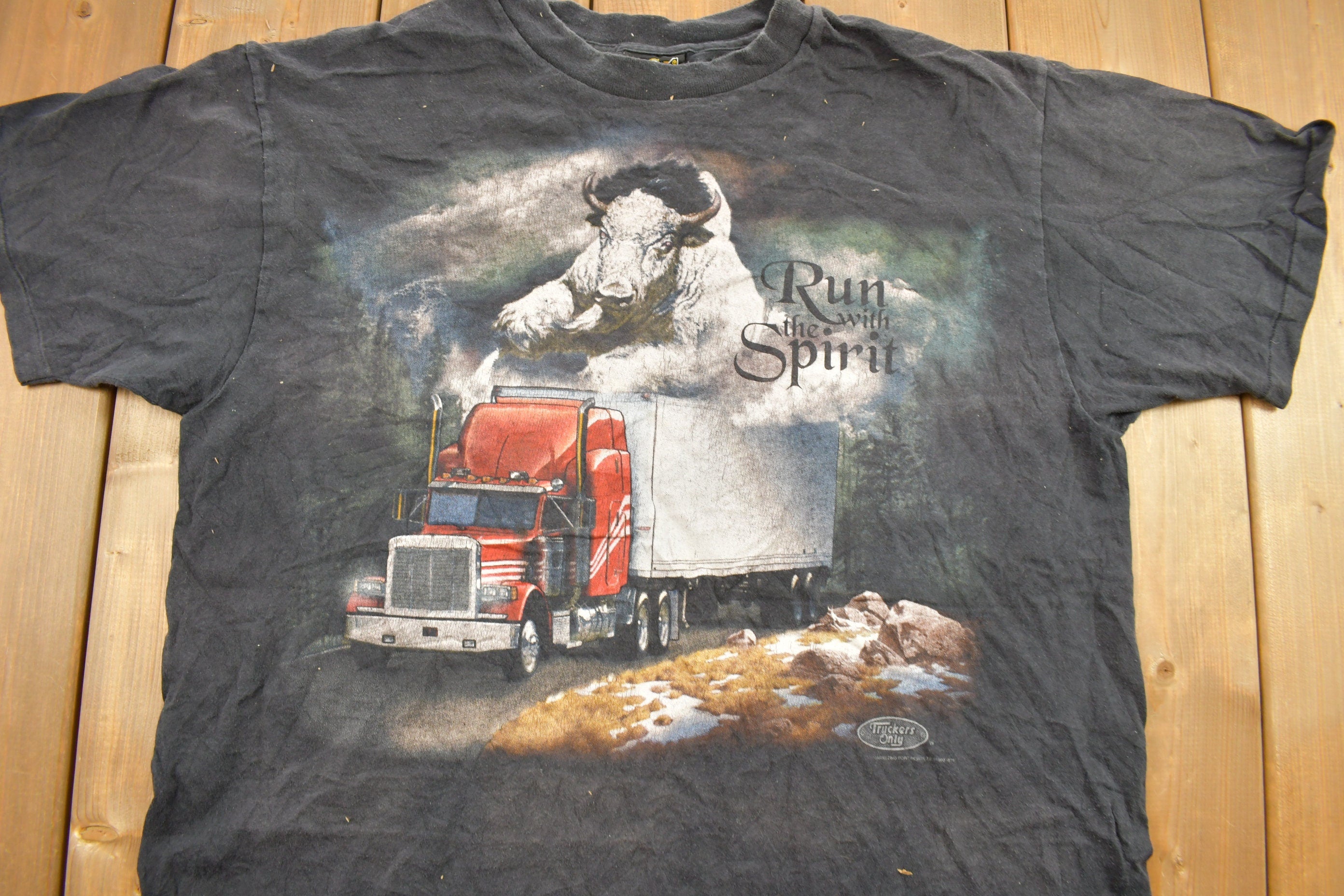 Vintage 1993 Hitchin' Post Truck Terminal 3D Emblem T-Shirt