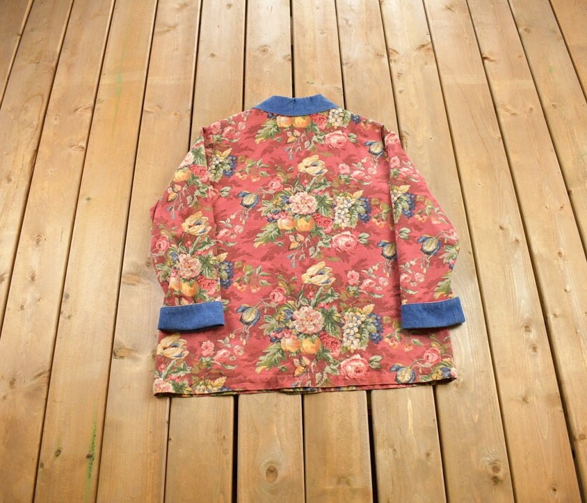 Vintage 1980s Necessities Floral Denim Jean Jacket / Vintage Denim / Streetwear / Vintage Fall Outerwear / Fall Jacket / Flower Theme