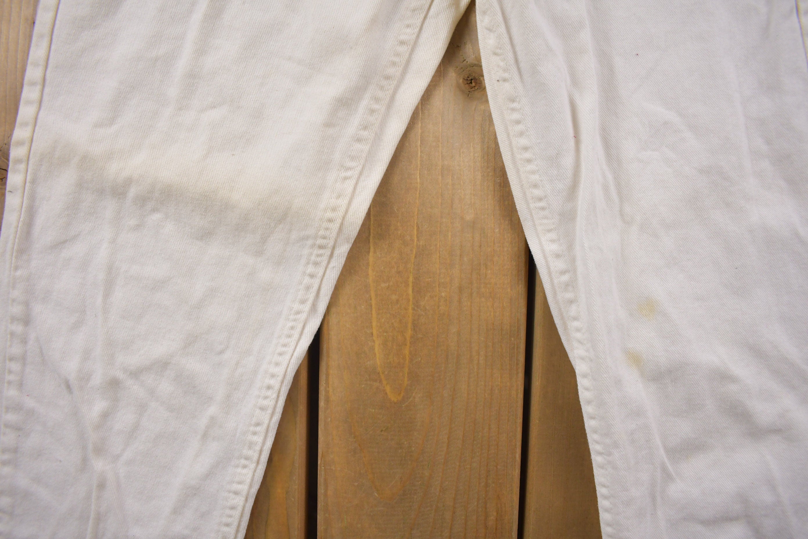 Vintage 1980s Simple White Denim Jeans Size 24 x 30