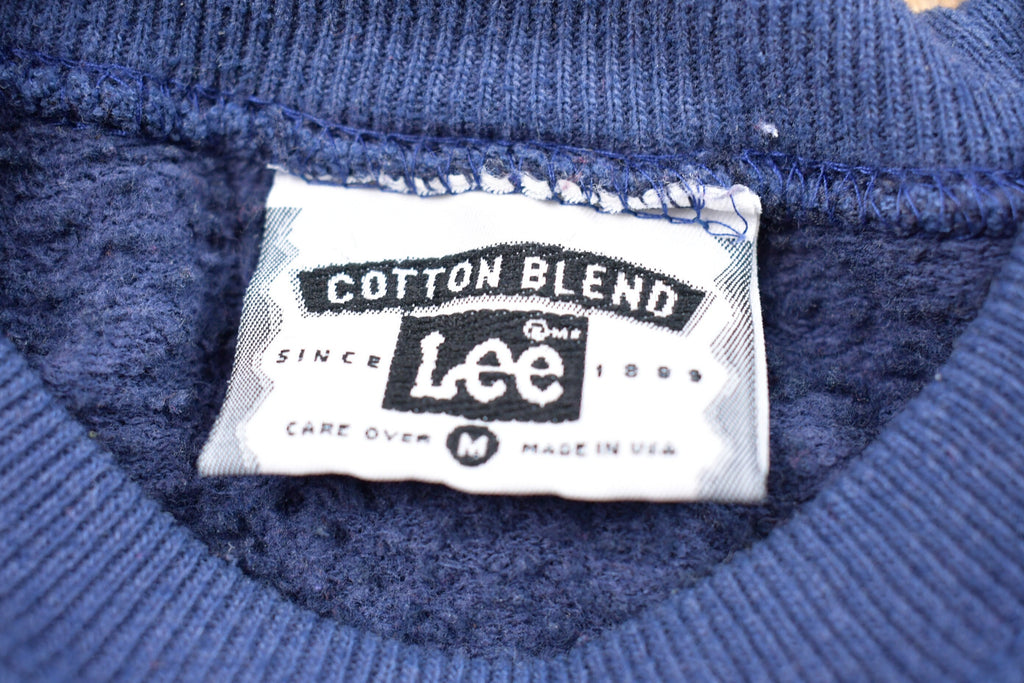 Vintage 1990s Lee Blue Crewneck Sweatshirt / 90s Crewneck / Souvenir / Athleisure / Streetwear / Warm Winter Sweater