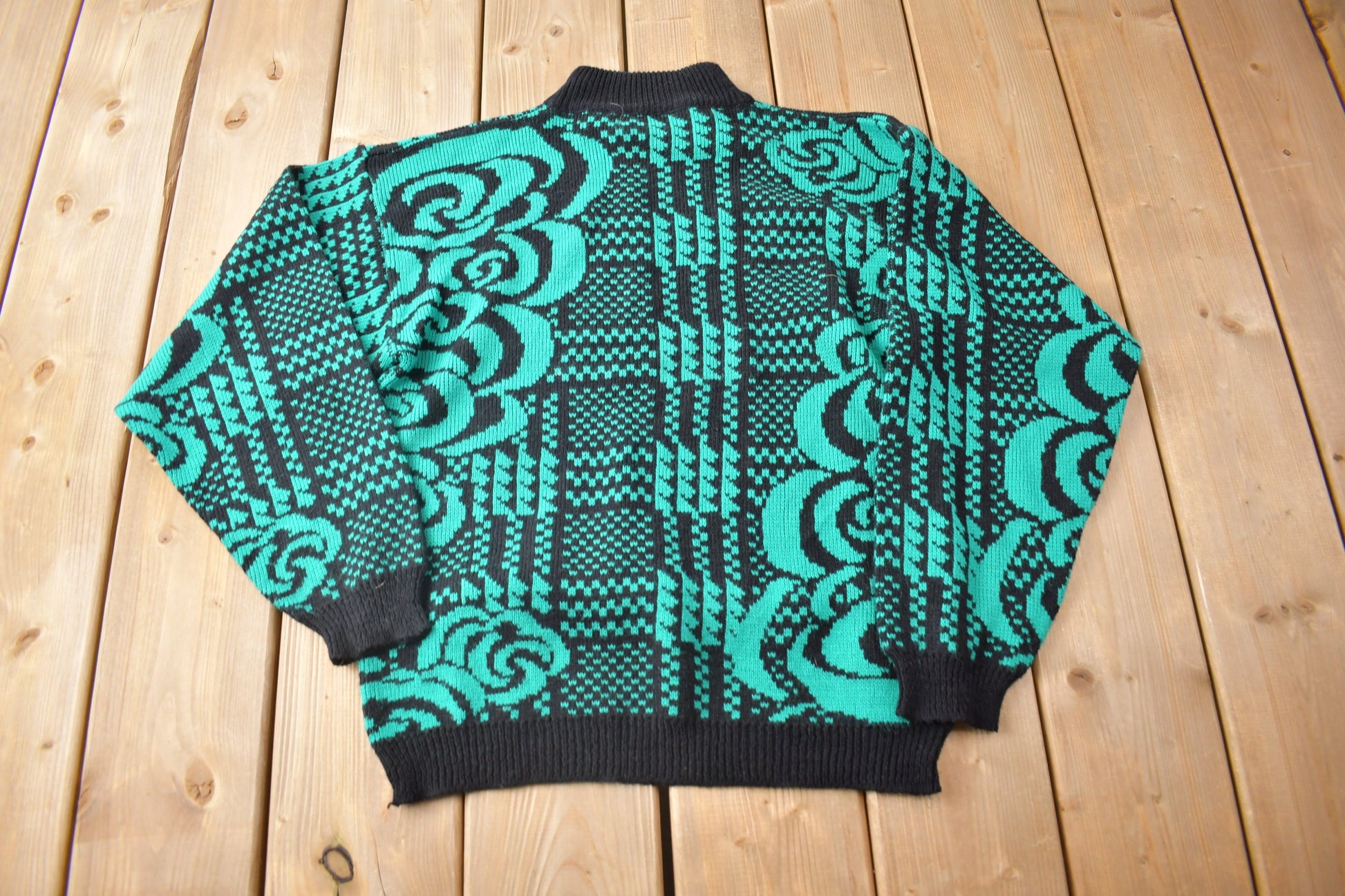 Vintage 1990s Abstract Theme Knit Mockneck Sweater