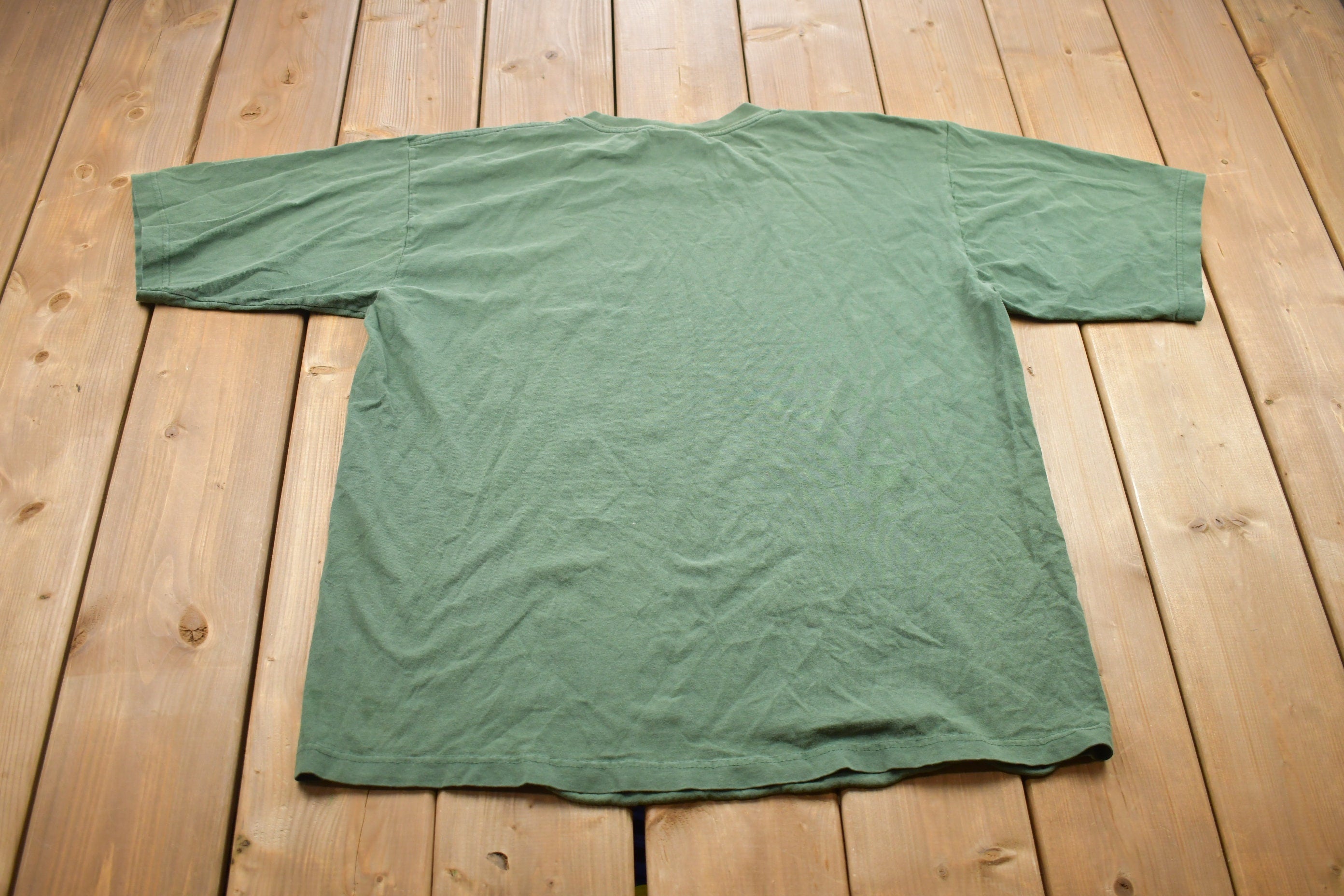 Vintage 1990s Tommy Hilfiger Small Logo Graphic T Shirt