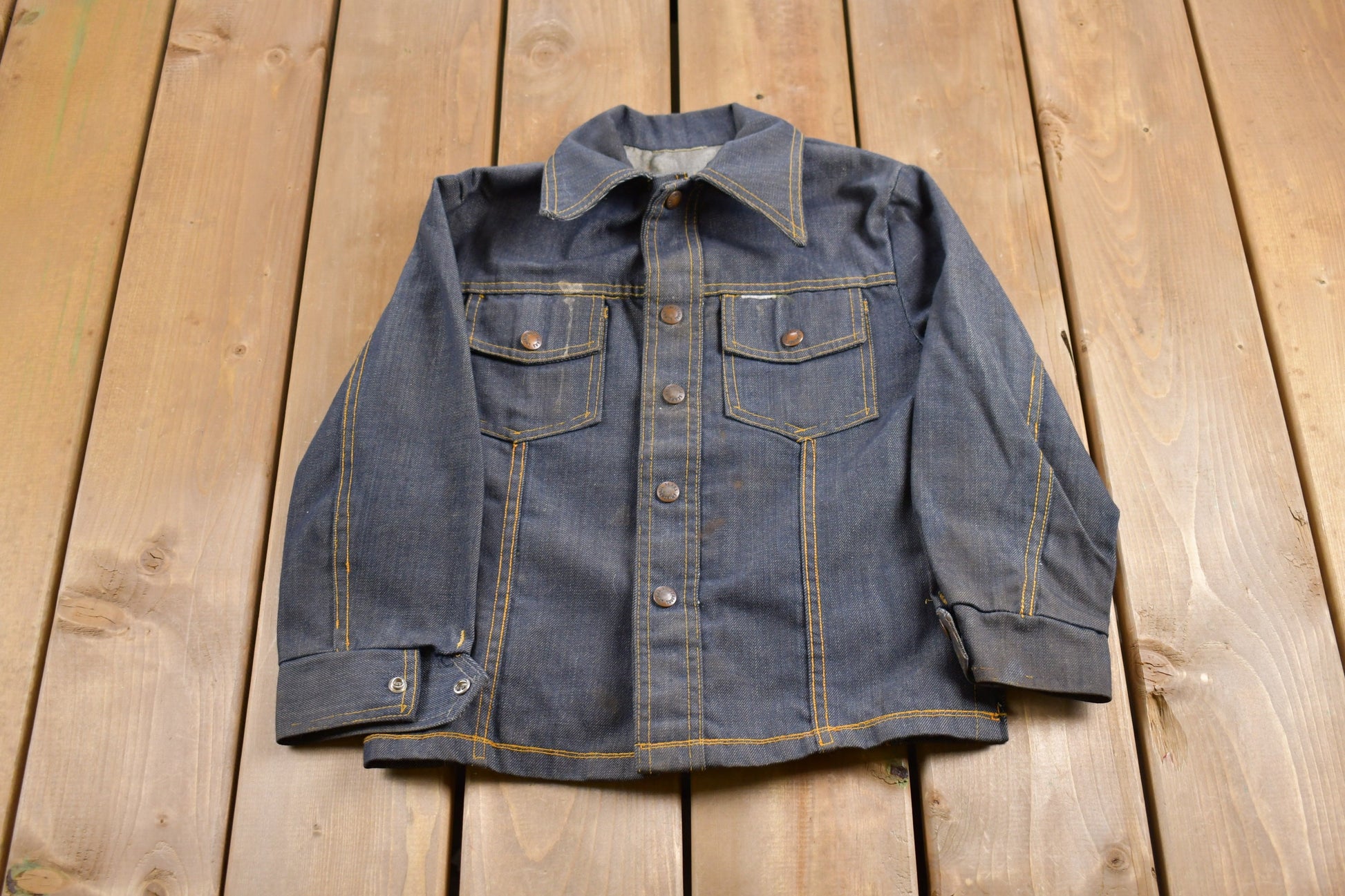 Vintage 1970s Sears Denim Dog Embroidered Jean Jacket