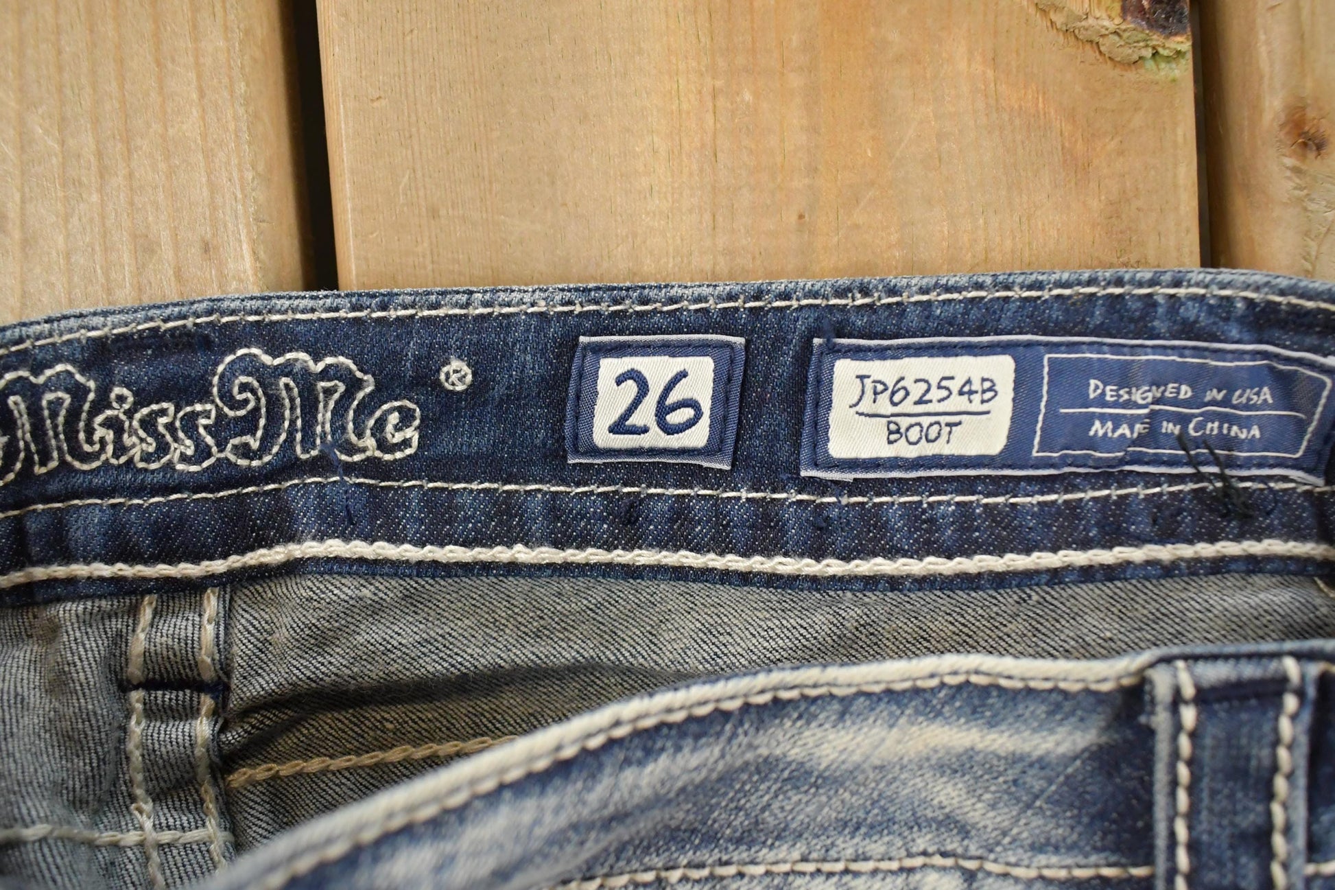 Vintage Deadstock Y2K Miss Me Bedazzled Low Rise Jeans Women's Size 26x31 / Boot Cut Jeans / 2000's Embroidered Contrast Stitched Denim