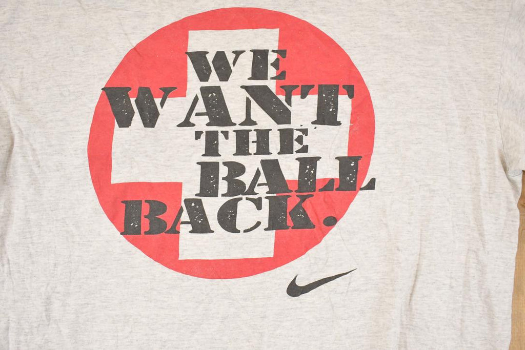 Vintage 1990s Nike Emergency Room Graphic Print Souvenir Basketball T-Shirt Men's L