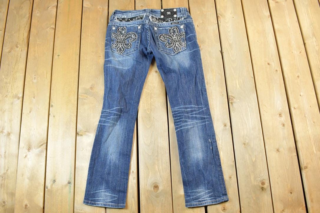 Vintage Y2K Miss Me Bedazzled Low Rise Jeans Size 28x31