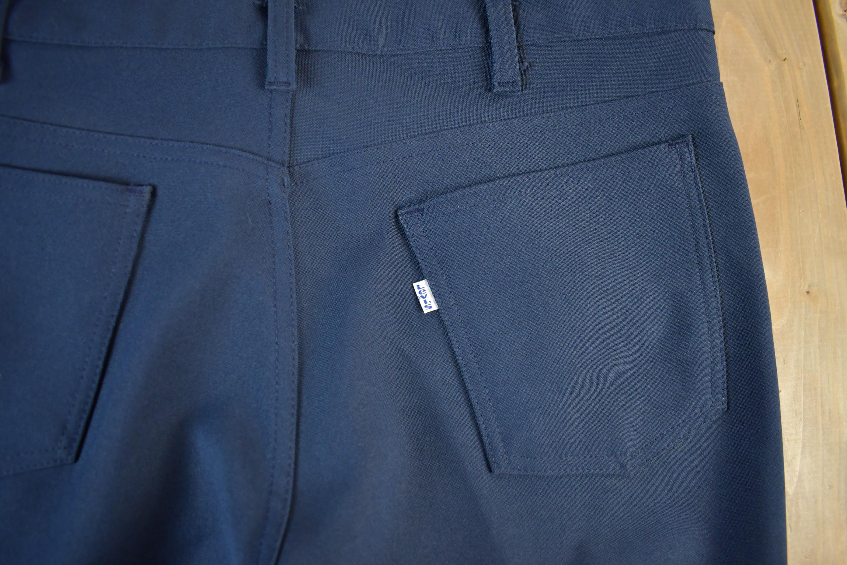 Vintage 1970s Levi's Bell Bottom Flare Pants Size 34 x 30 /