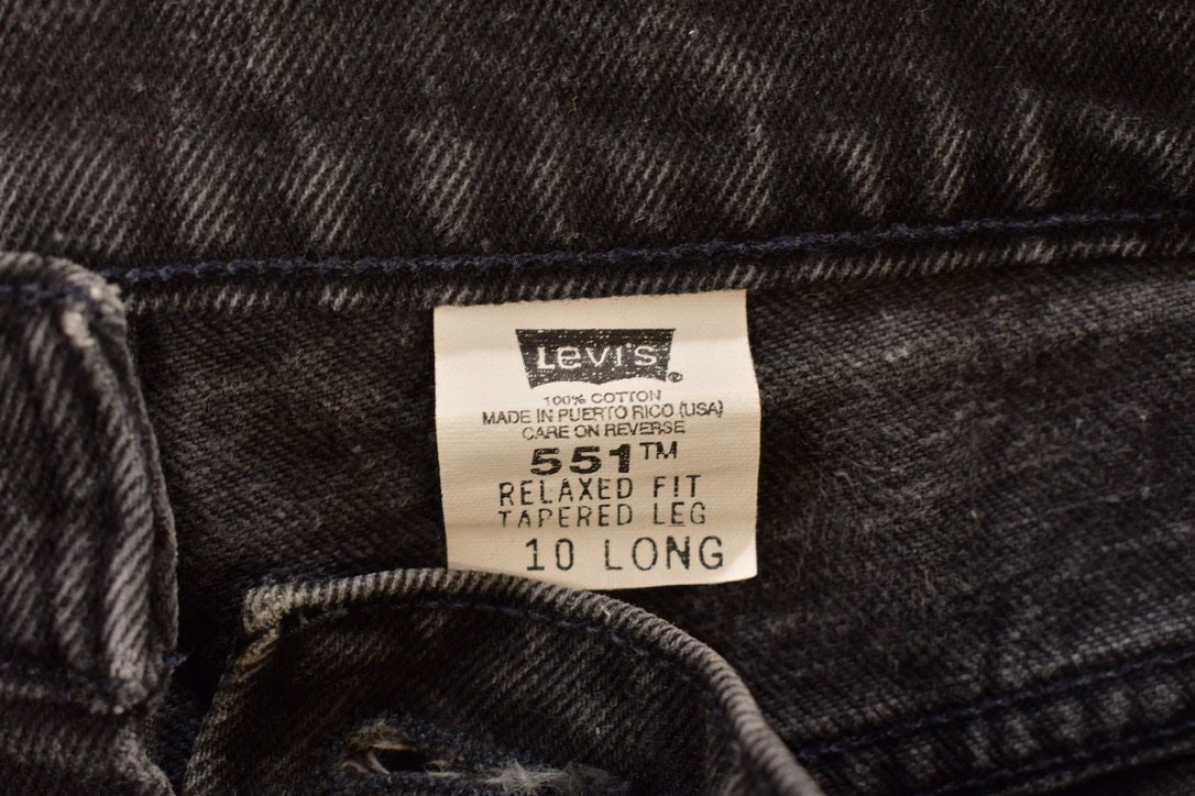 Vintage 1990s Levi's 551 Black Jeans Size 29 x 31.5