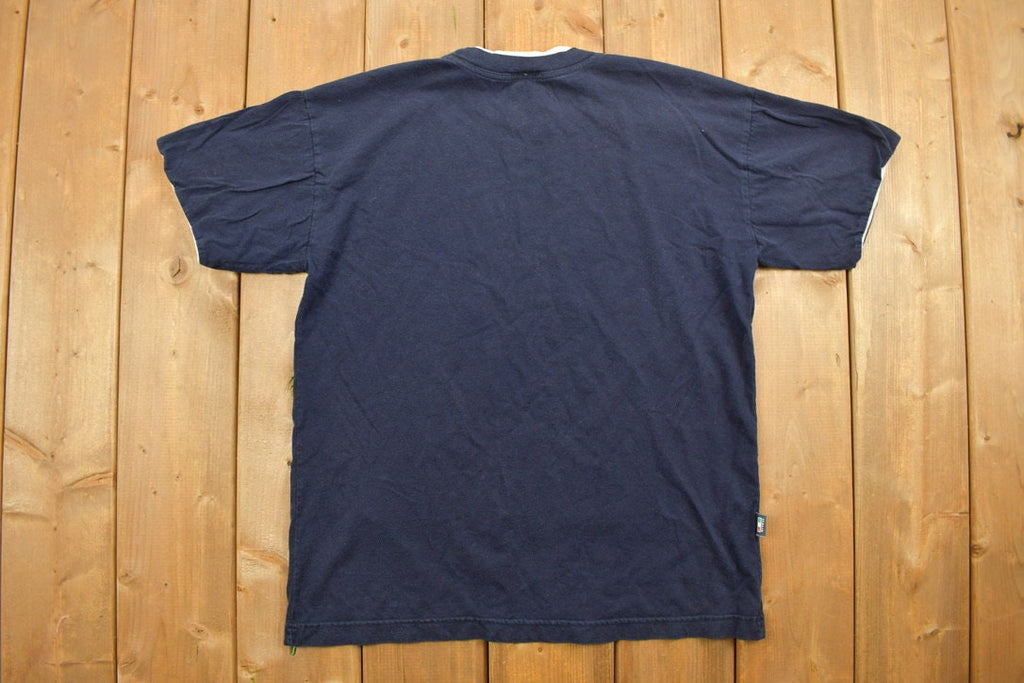 Vintage 1990s Embroidered Pisa Italy Souvenir T Shirt