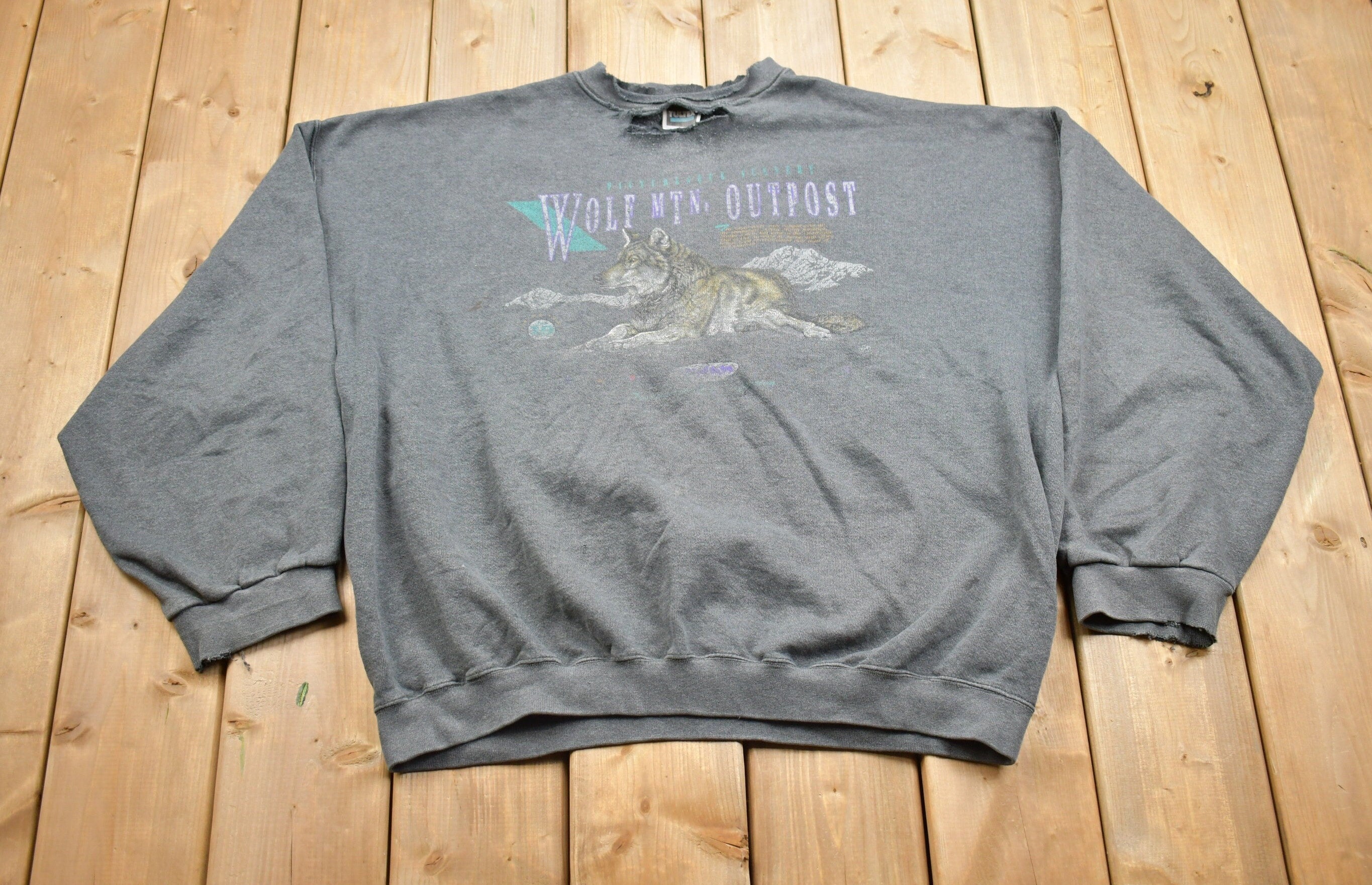 Vintage 1990s Wolf Mountain Outpost Crewneck