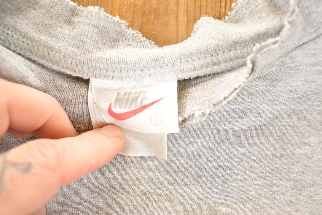 Vintage 1990s Nike Embroidered Mini Swoosh Sweatshirt Mens M
