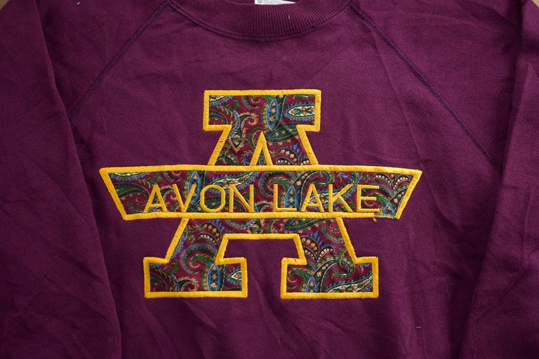 Vintage 1990s Avon Lake Crewneck Sweatshirt