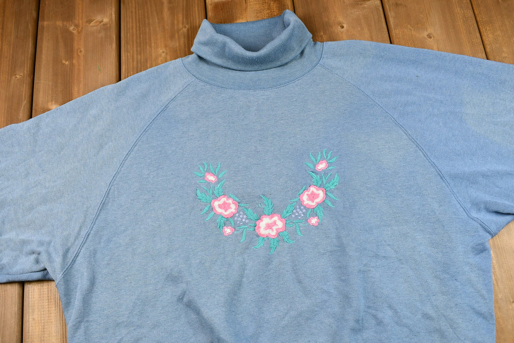 Vintage 1990s Floral Graphic Turtle Neck Sweatshirt , Flowers , Nature , Vintage Sweatshirt , Pullover Sweatshirt