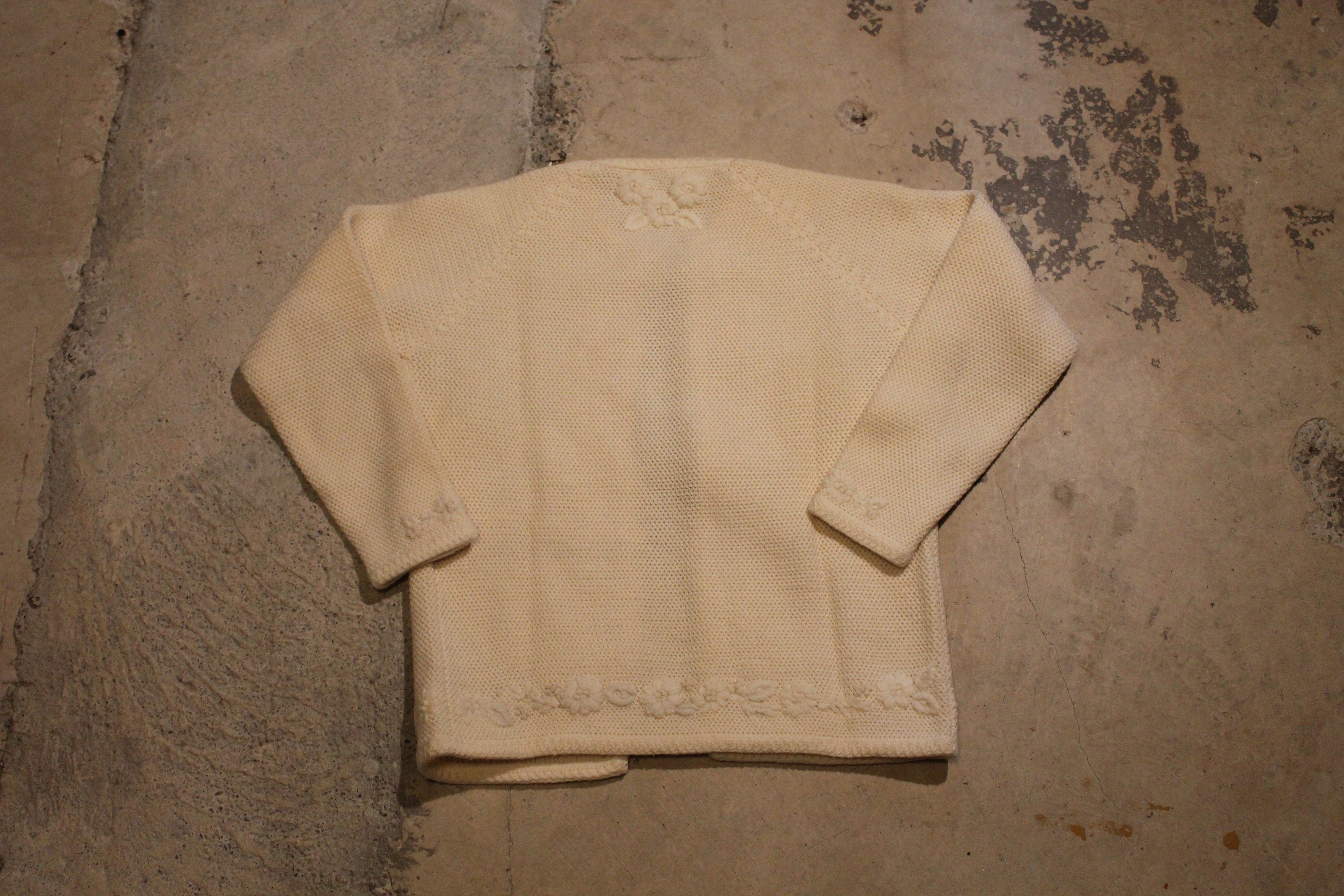 Vintage 1990s 100% Wool Hand Detailed Cable Knit Open Cardigan Sweater