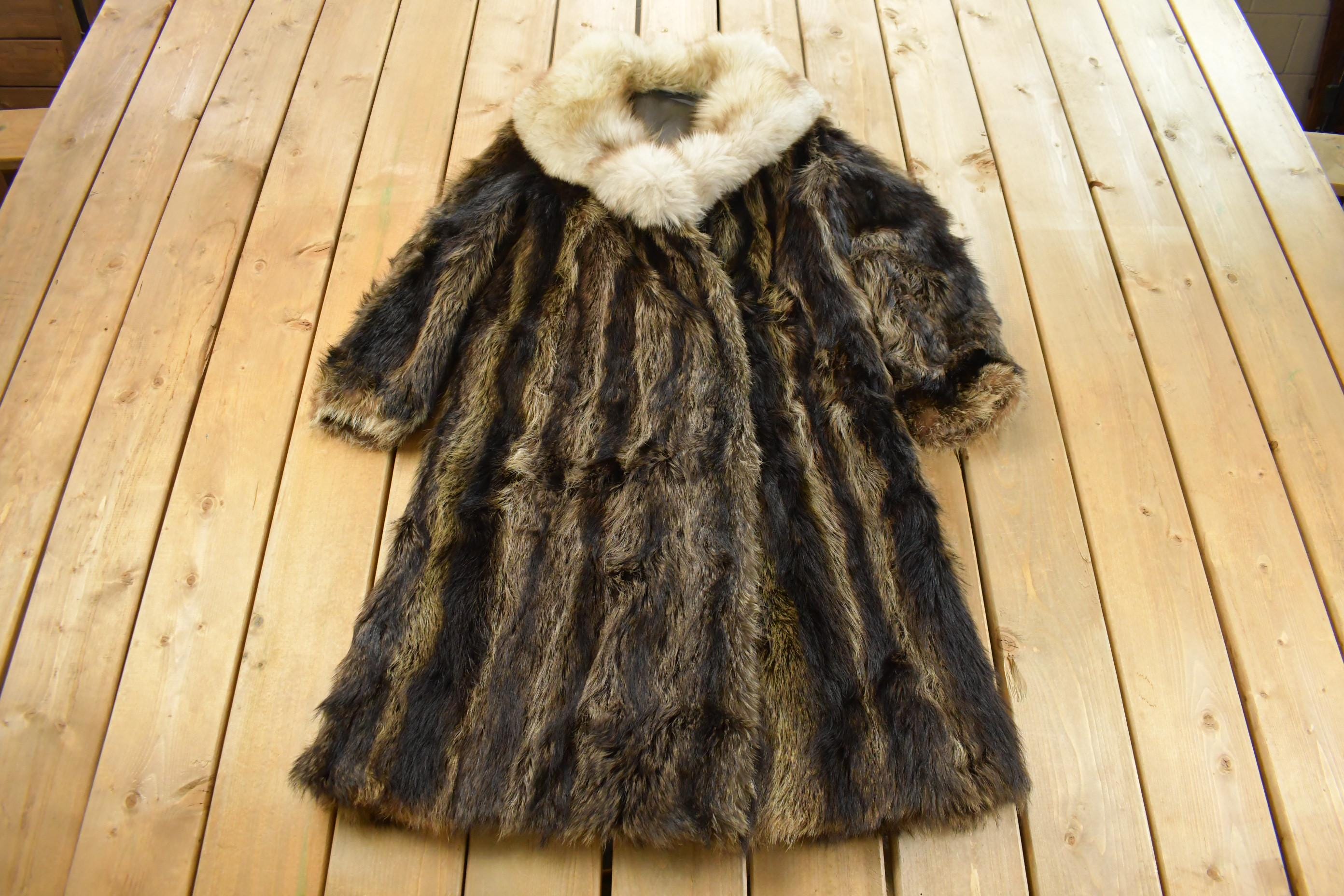 Vintage 1970s Brown Racoon Fur Coat Women's Medium