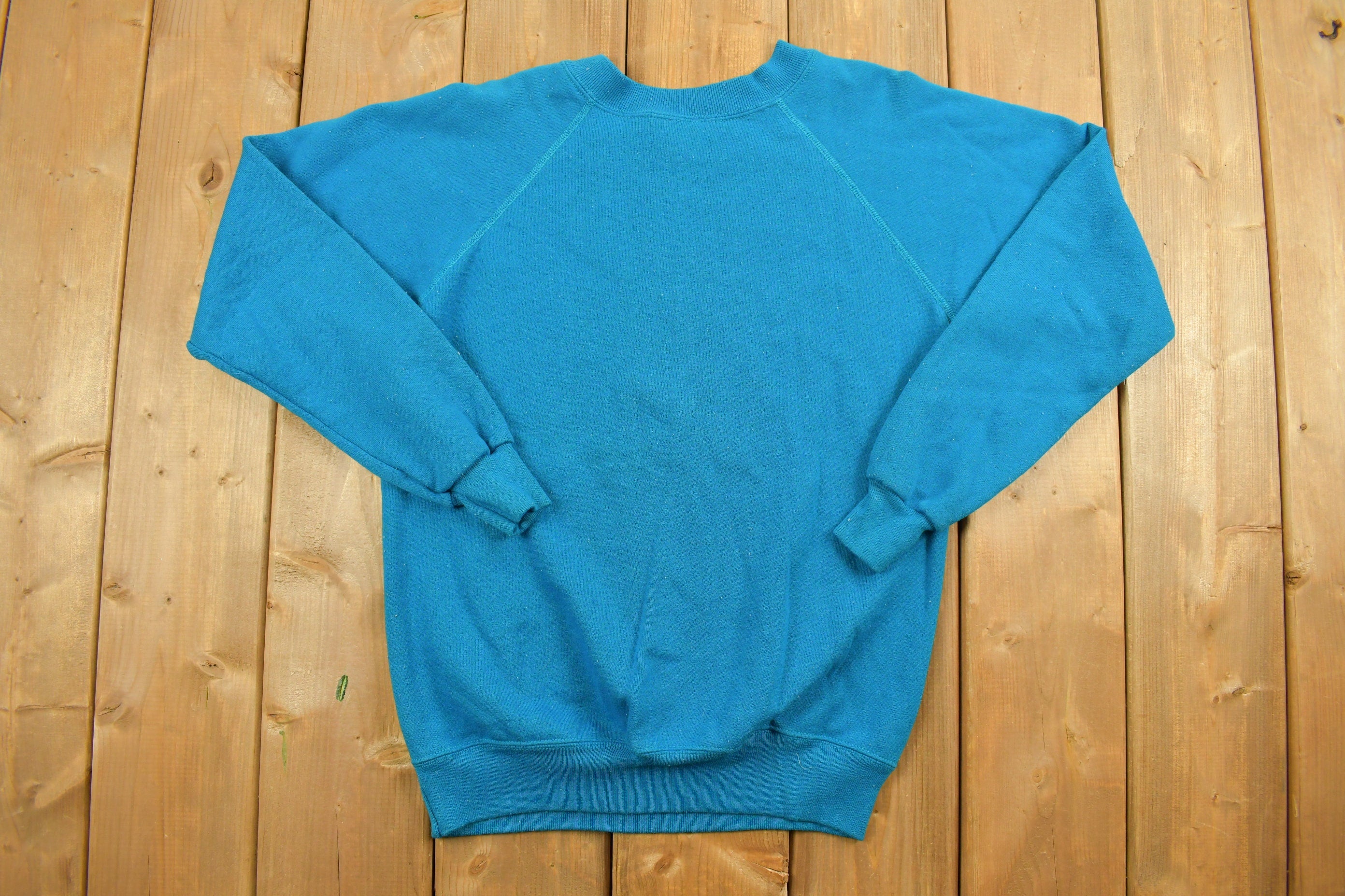 Vintage 1980s Hanes Her Way Raglan Crewneck Sweatshirt