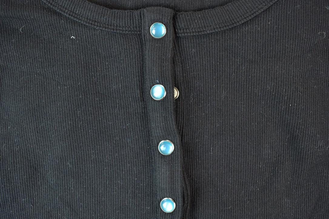 Women Vintage Vigoss Y2K Black Button Up T-Shirt / Vigoss Grunge Skull Print / Contrast Stitch / Internet Famous Clothing / Over Dyed