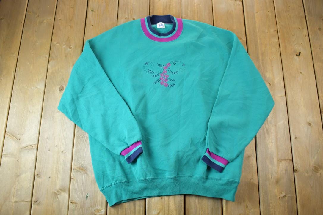 Vintage 1990s Jerzees Super Sweats Floral Design Crewneck