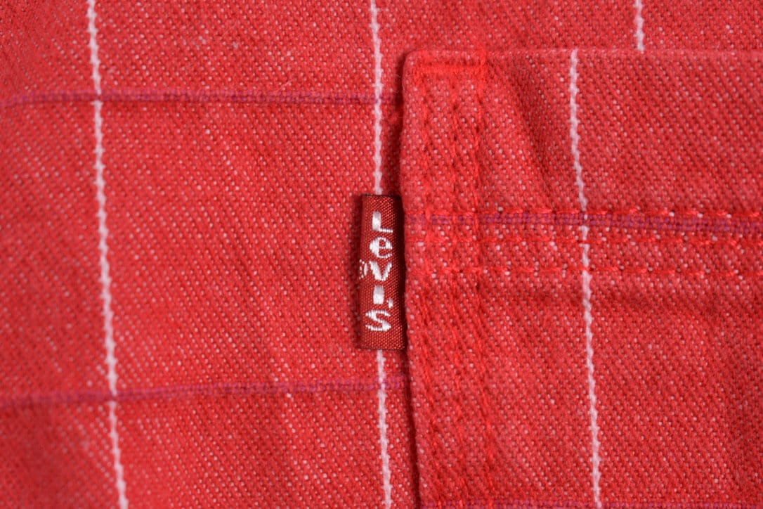 Vintage 1980s Levis Red Denim Capris Size 39 x 21