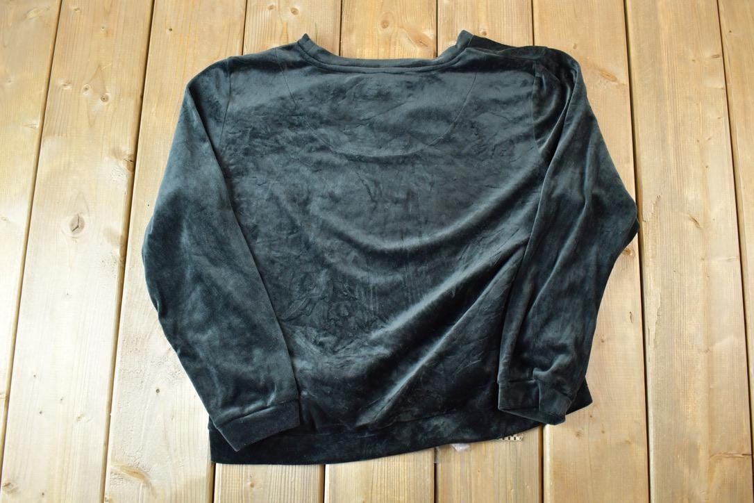 Vintage Y2K Juicy Couture Velour Crewneck Sweatshirt