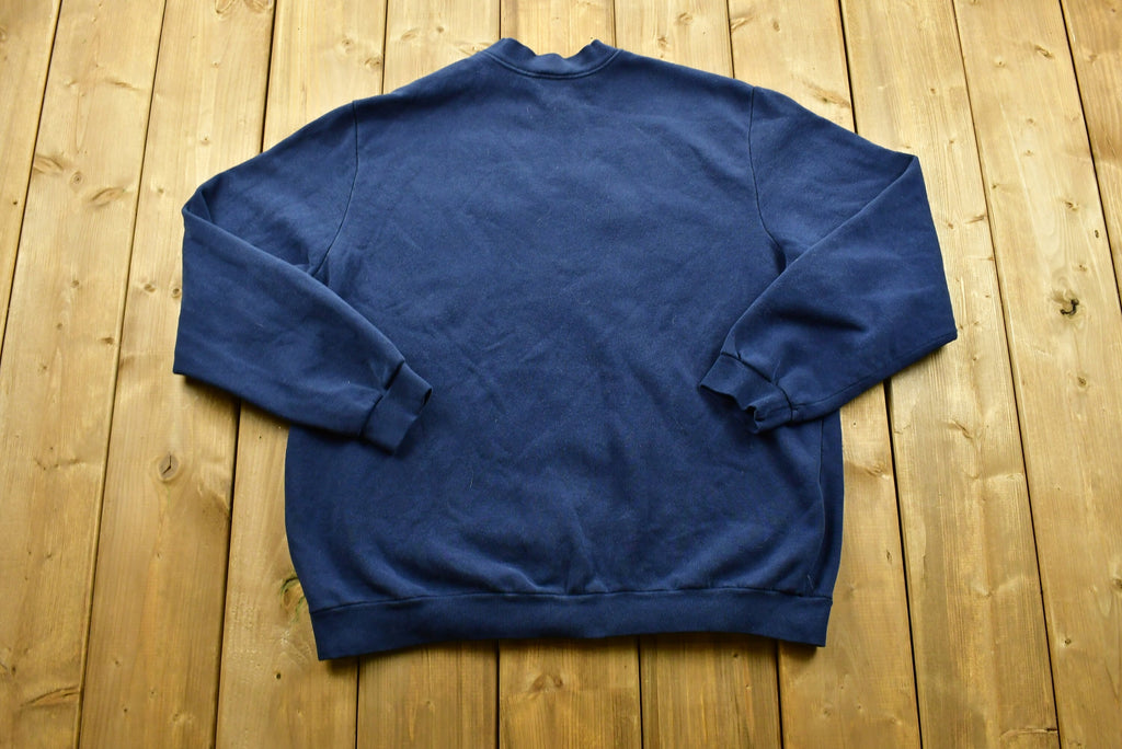 Vintage 90's Embroidered Cat Graphic Crewneck
