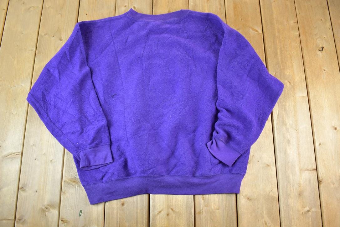 Vintage 1990s Minnesota Vikings NFL Embroidered Crewneck Sweatshirt