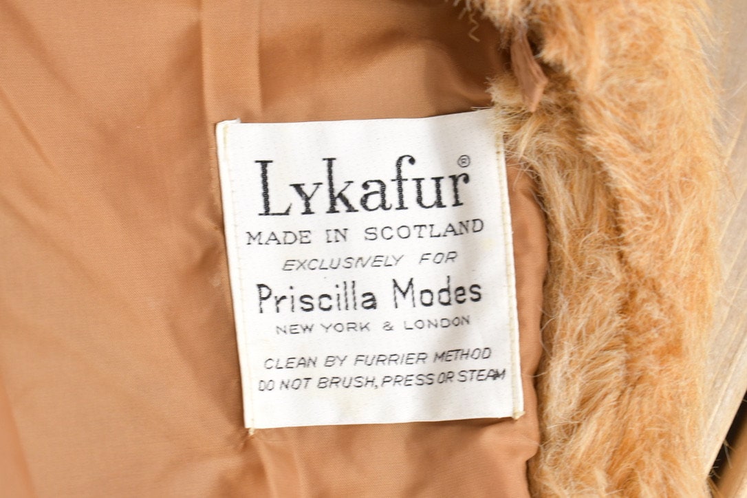 Vintage 1970s Lykafur Made Exclusively for Priscilla Modes Faux Fur Coat / Red Fox / True Vintage / Fur Jacket / Made in Scotland