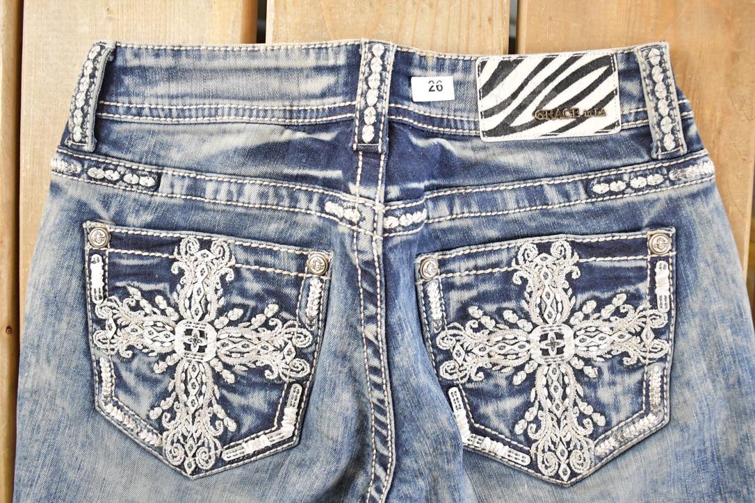 Vintage Deadstock Y2K Grace In LA Bedazzled Bootcut Low Rise Jeans Women's Size 26 x 32