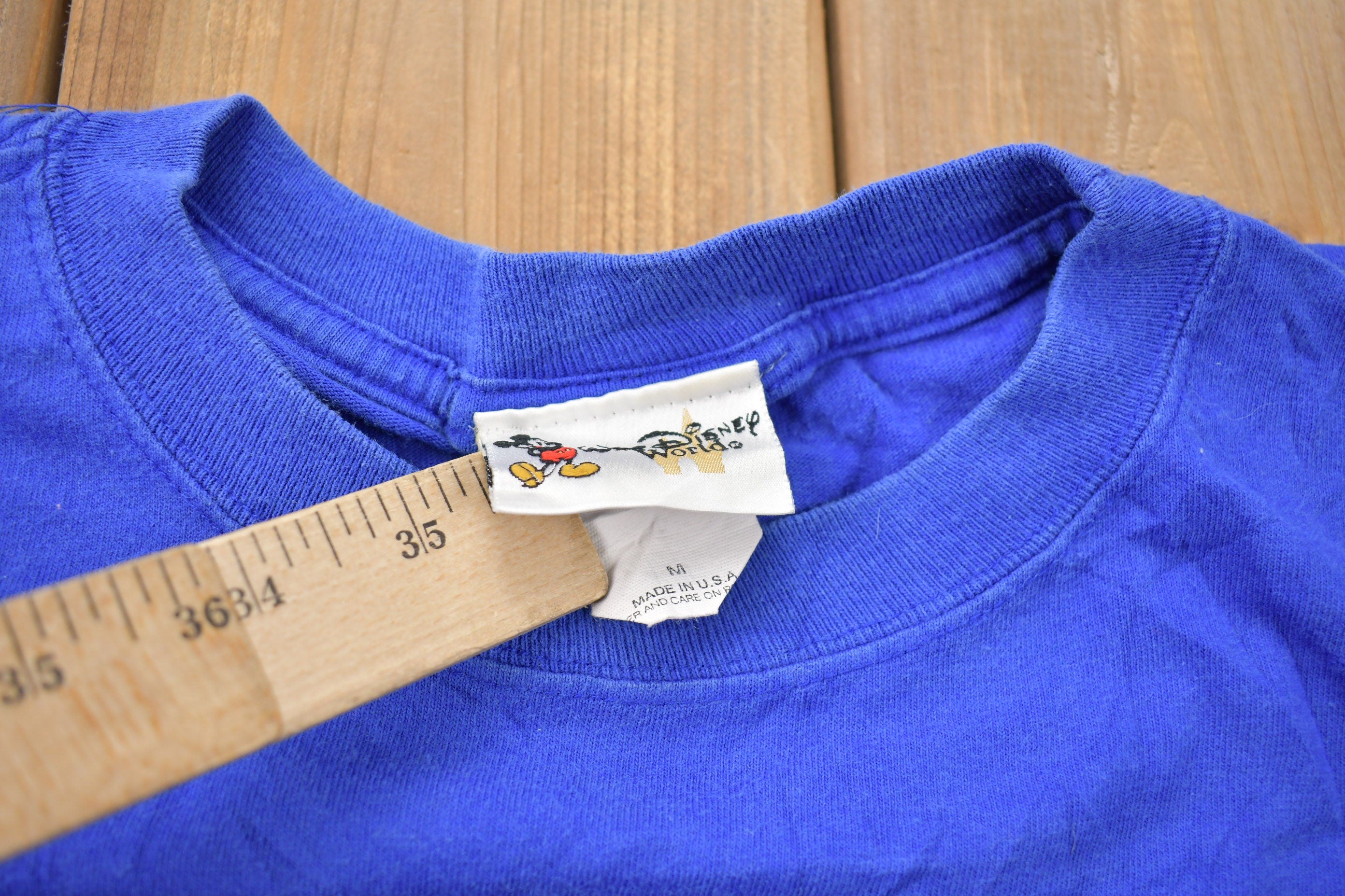 Vintage 1990s Walt Disney World Embroidered Graphic Mickey Mouse T Shirt