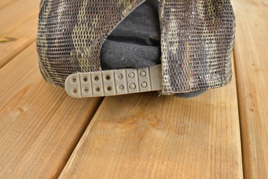 Vintage 1980s Fastenal Camo Mesh Snapback Trucker Hat /