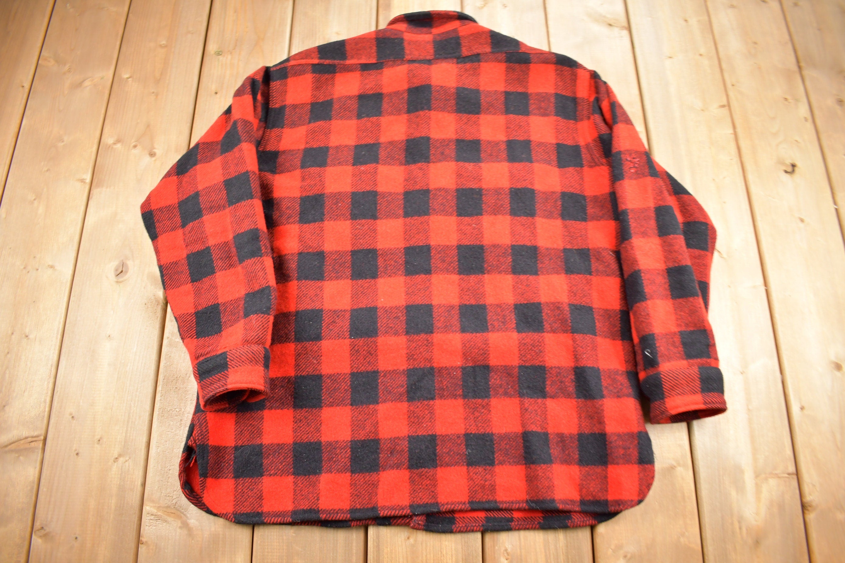 Vintage 1950s Winter King Buffalo Plaid Wool Button Up Shirt