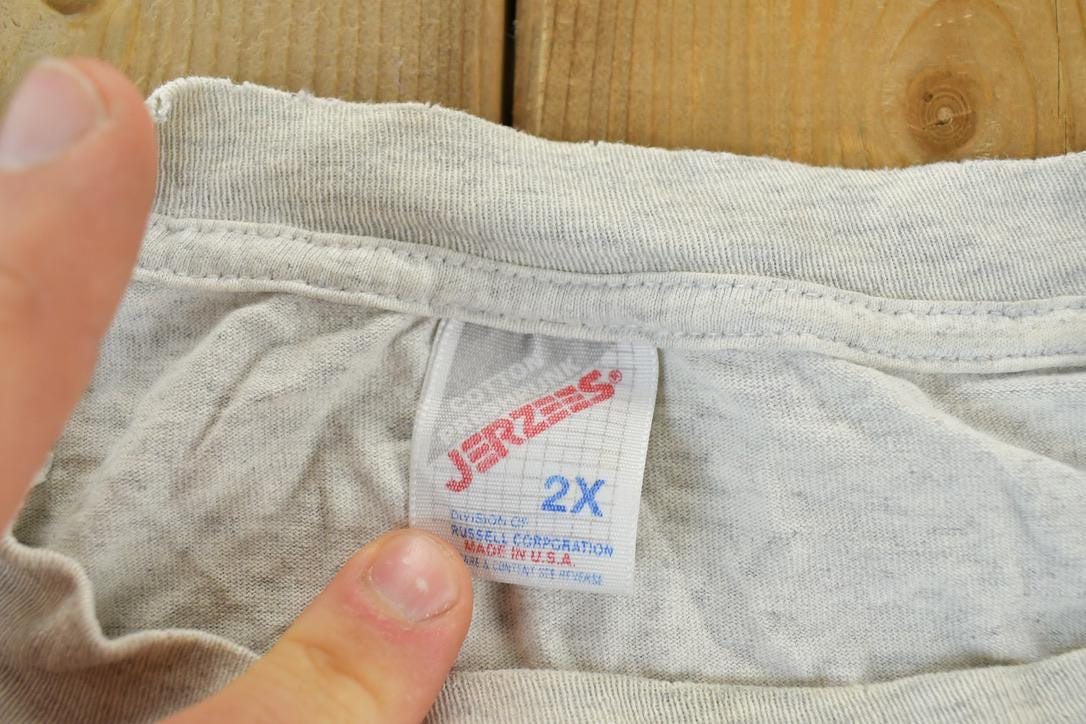 Vintage 1996 University Of Kentucky Wildcats Collegiate T-Shirt