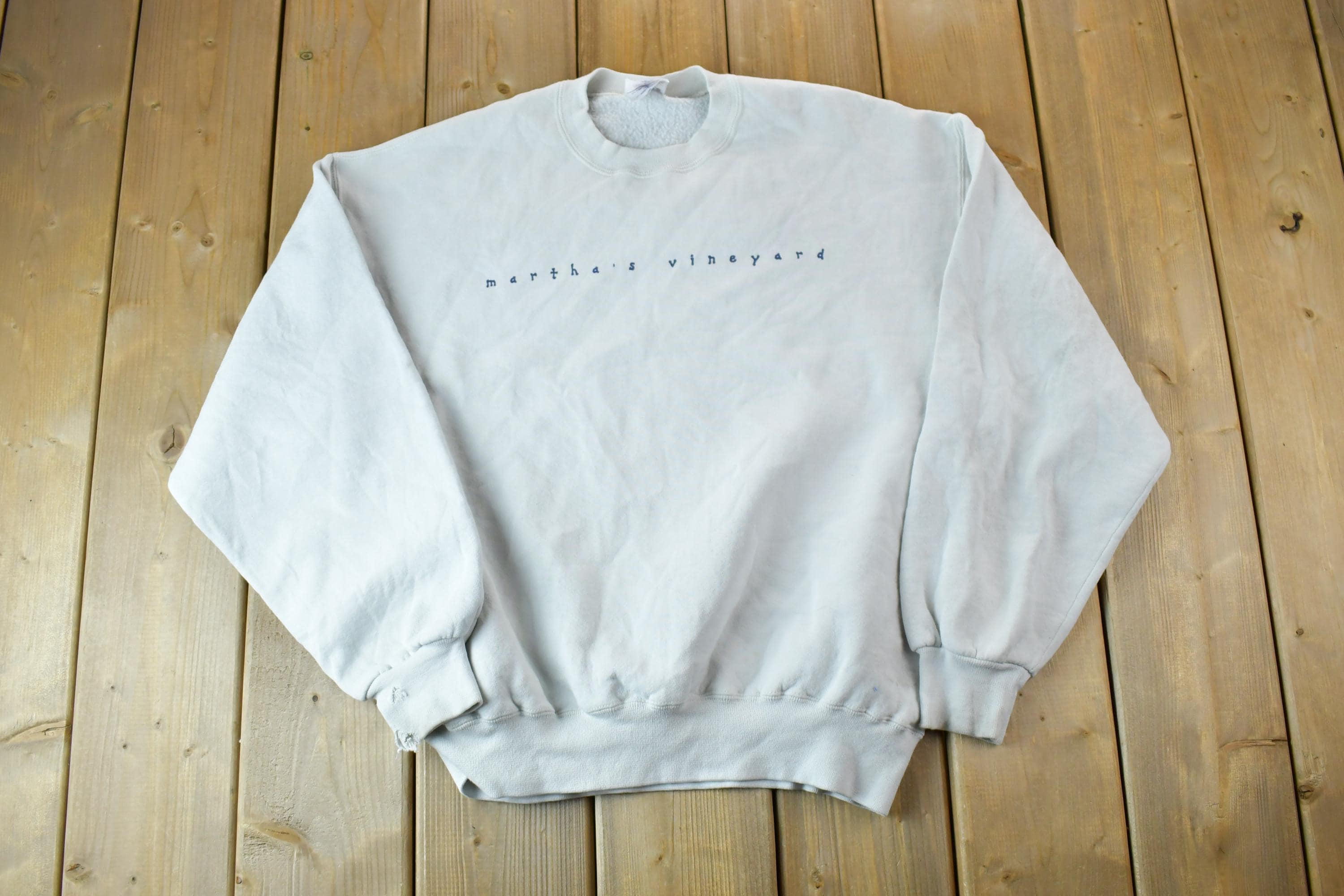 Vintage 1990s Marthas Vineyard Text Crewneck Sweatshirt