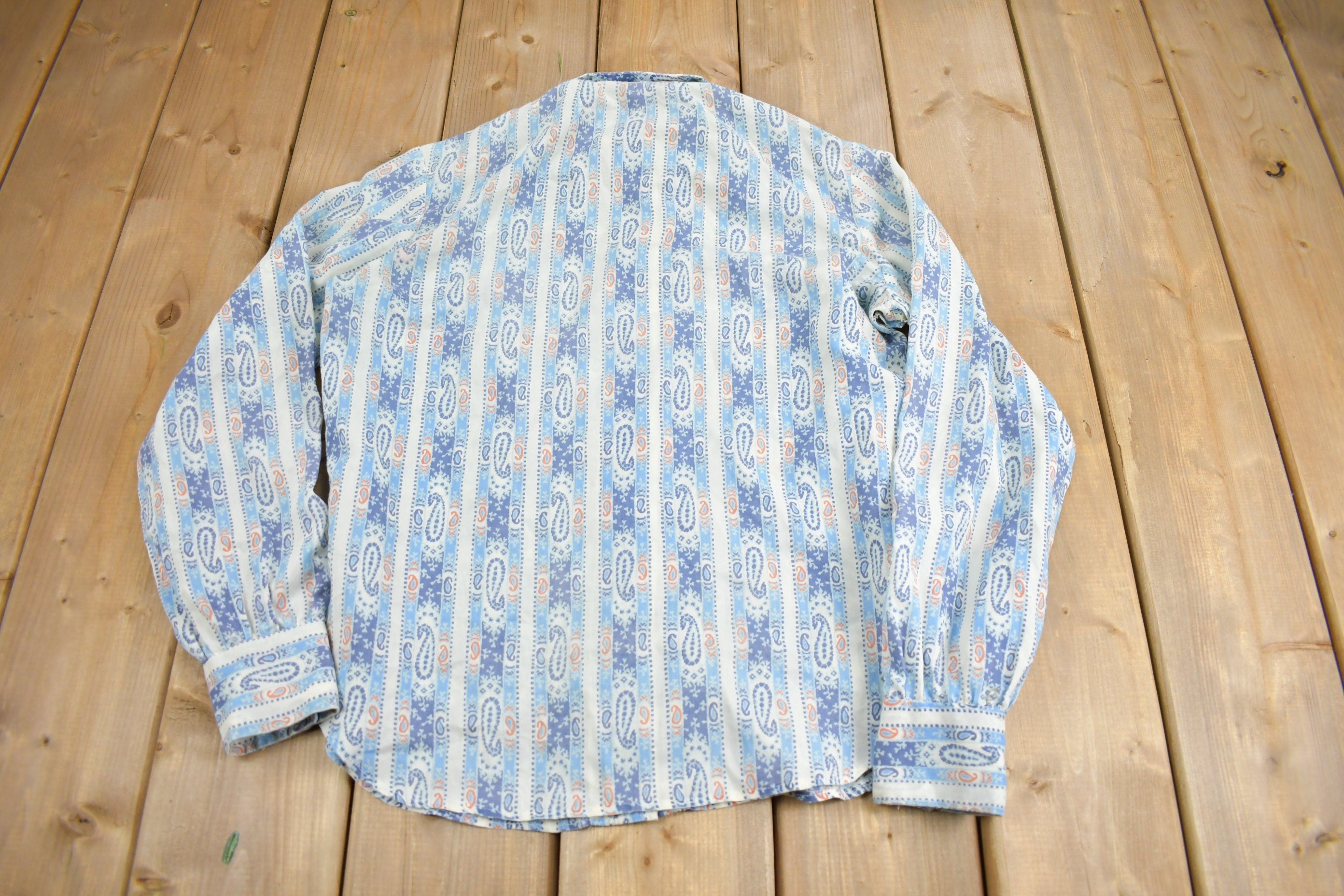 Vintage 1970s Paisley Theme Button Up Shirt