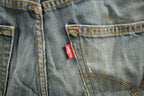 Vintage 1990s Levi's 521 Distressed Jeans Size 29x32