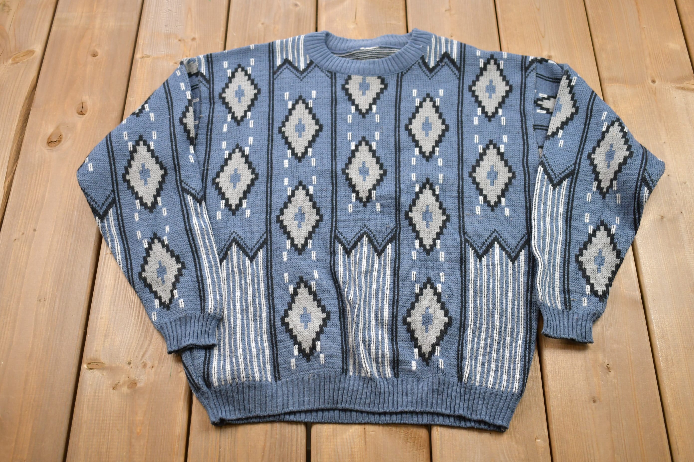 Vintage 1990s All Over Print Knitted Crewneck Sweater /