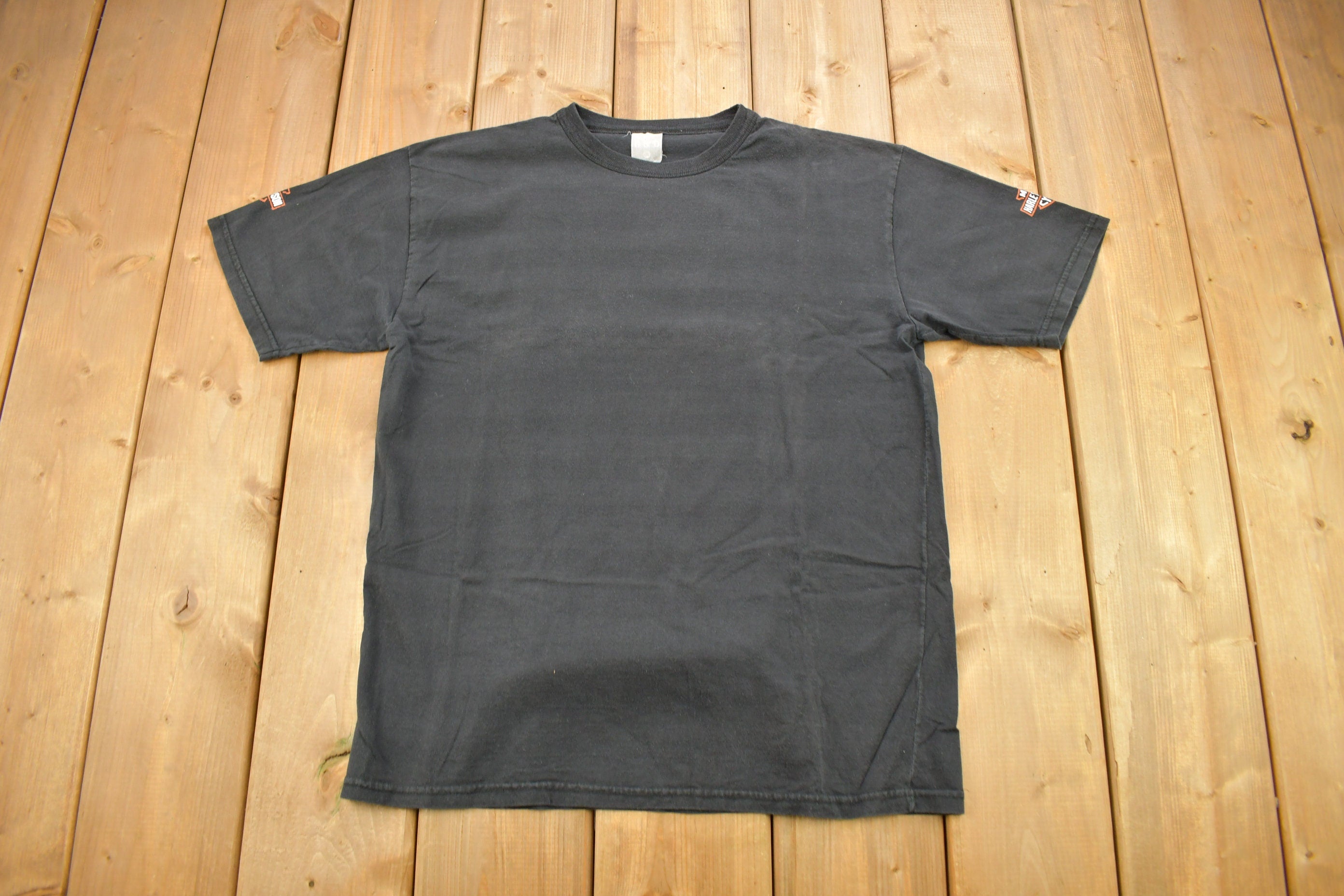 Vintage 1990s Harley Davidson La Leyenda En Uraguay 100 Anos T-Shirt