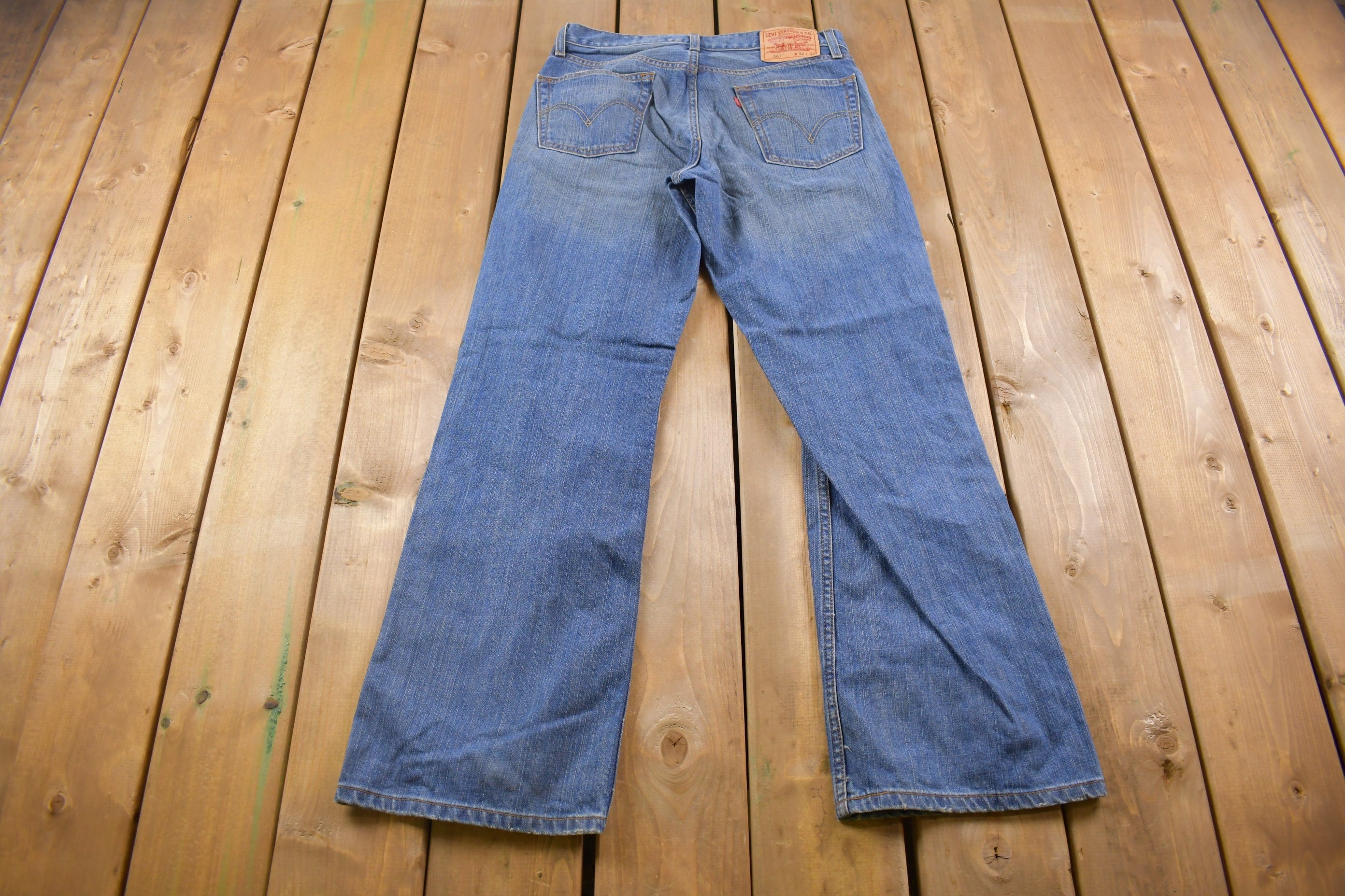 Vintage 1990s Levi's 567 Red Tab Jeans Size 31 x 31