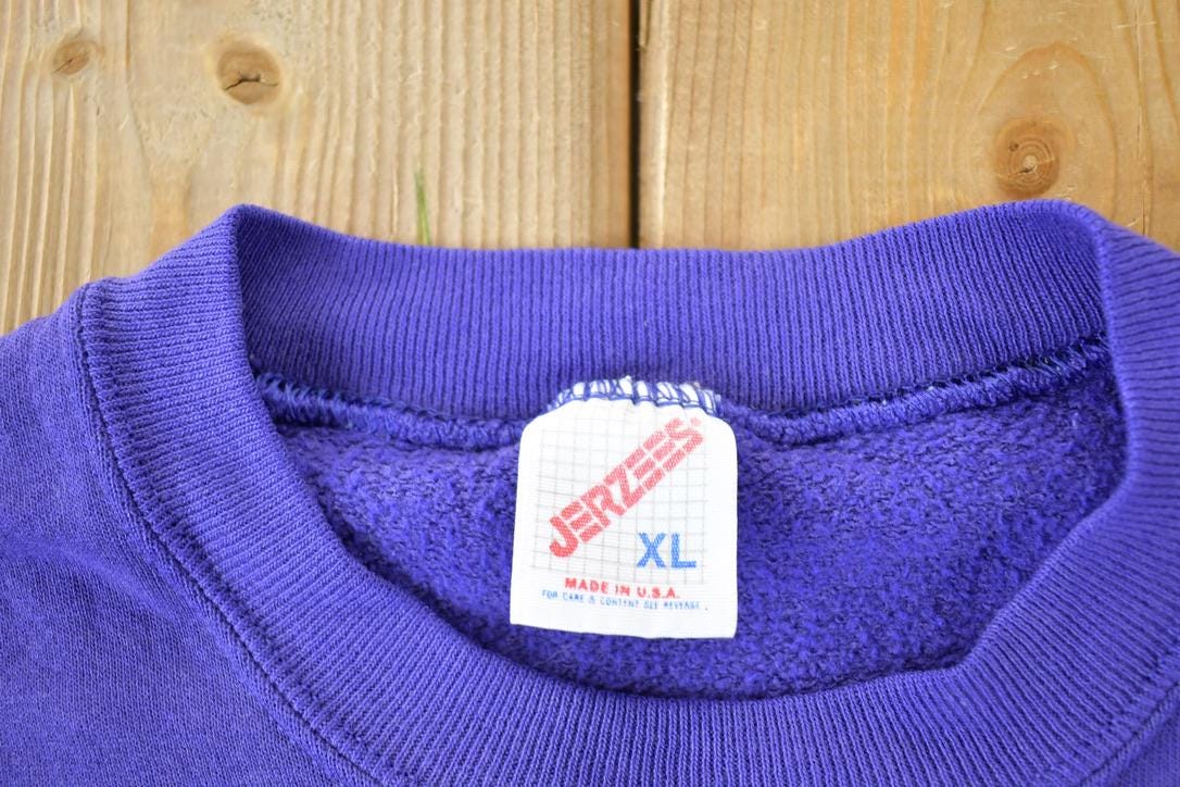 Vintage 1990s Minnesota Big Plaid M Souvenir Crewneck Sweatshirt Made In USA