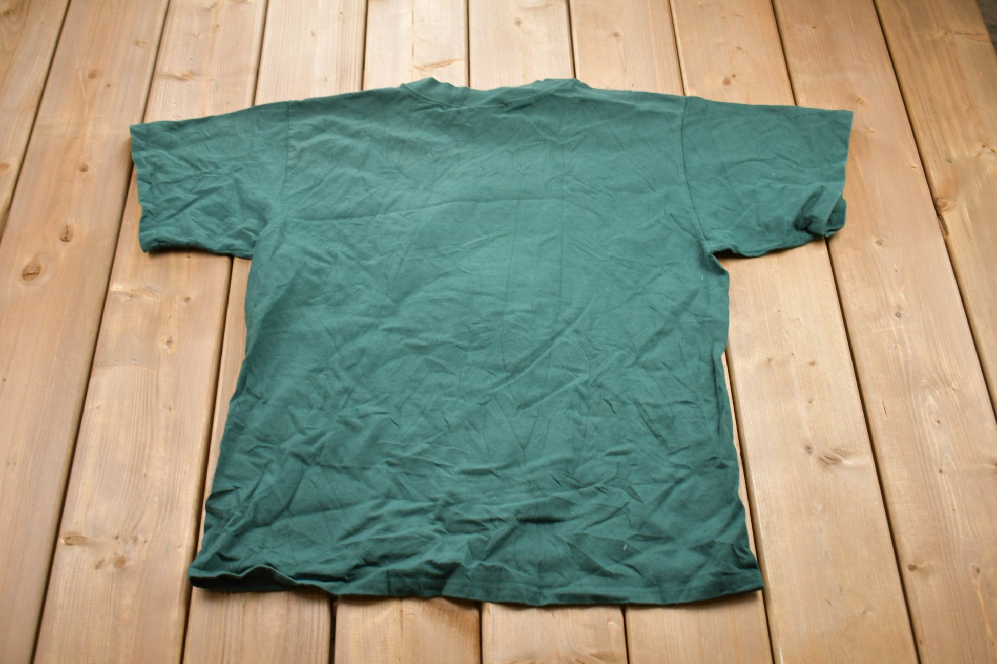 Vintage 1990s University of Notre Dame Fighting Irish Embroidered Collegiate T-Shirt