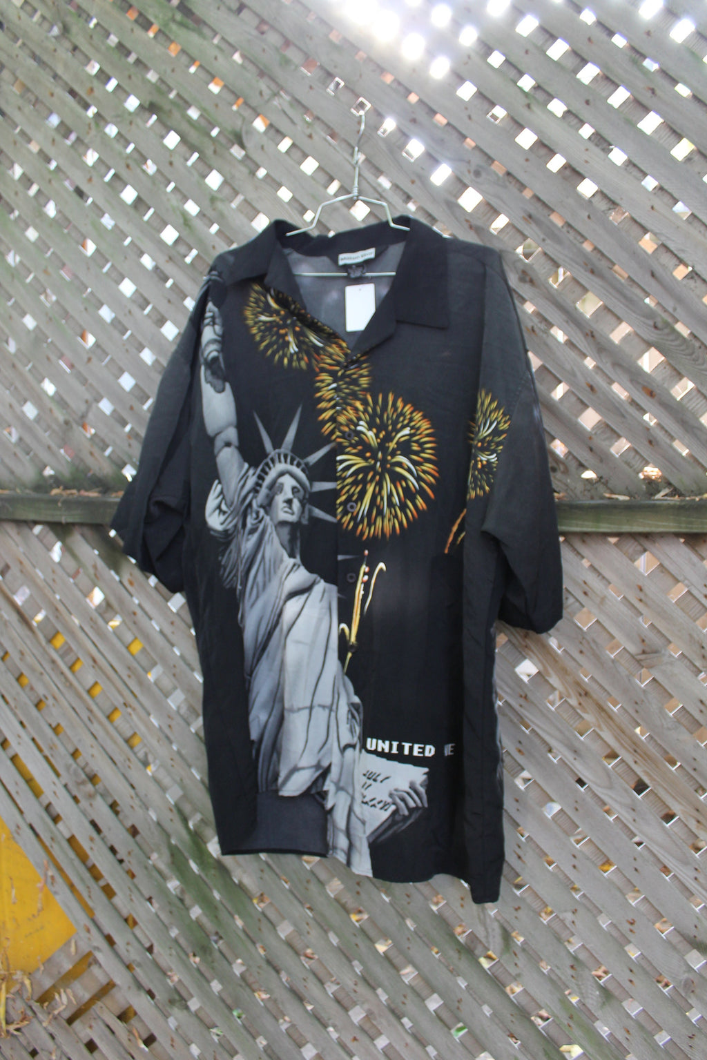 Vintage 1990s New York City Theme Button Up Shirt Statue Of Liberty Graphic