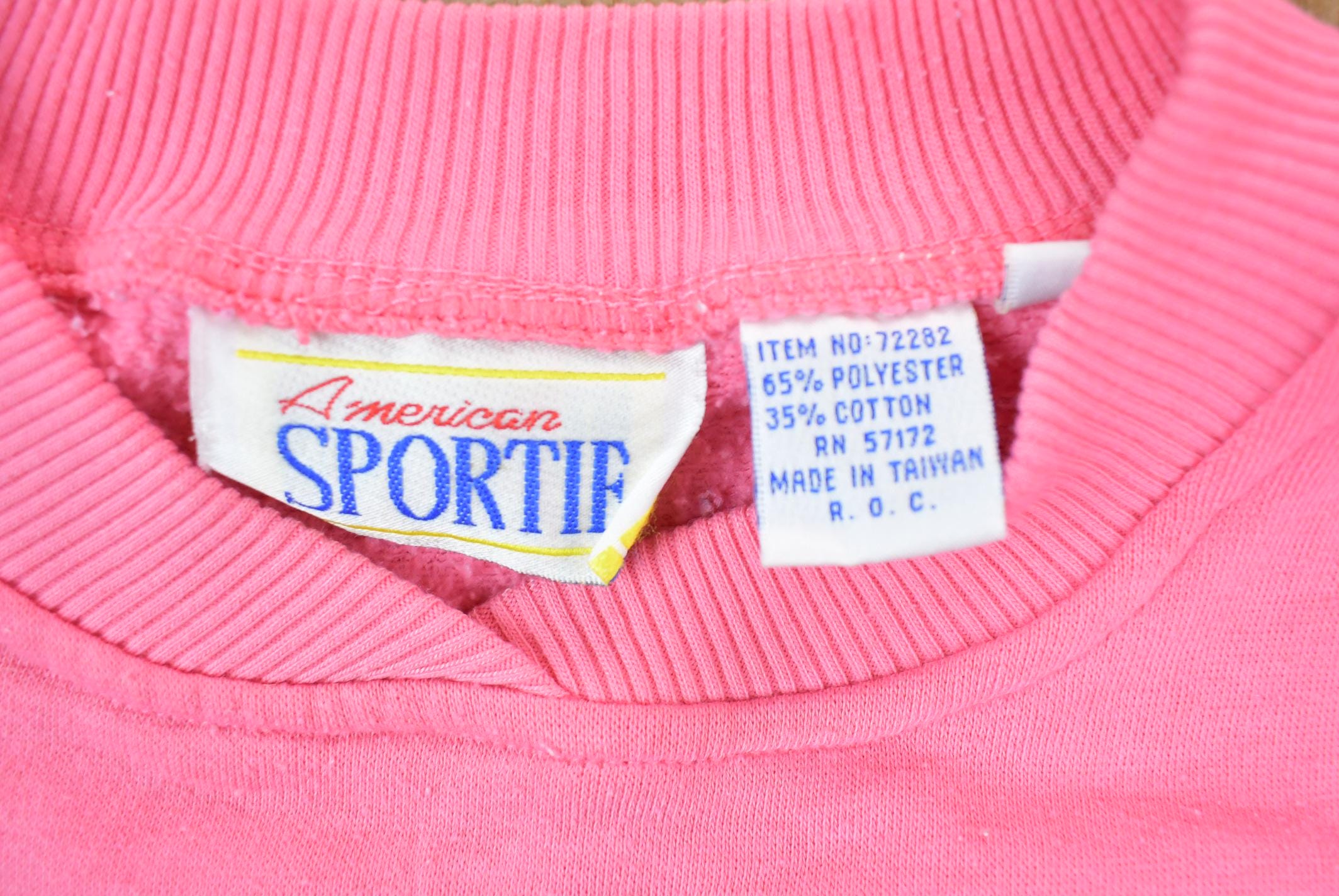 Vintage 1990s American Sportif Pink Quilt Design Embroidered Floral Crewneck Sweater