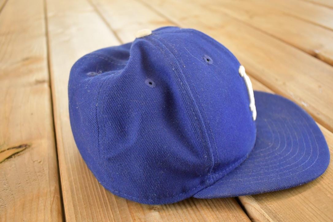 Vintage 1990s LA Dodgers Fullback Hat / 90's Embroidered Los Angeles Cap